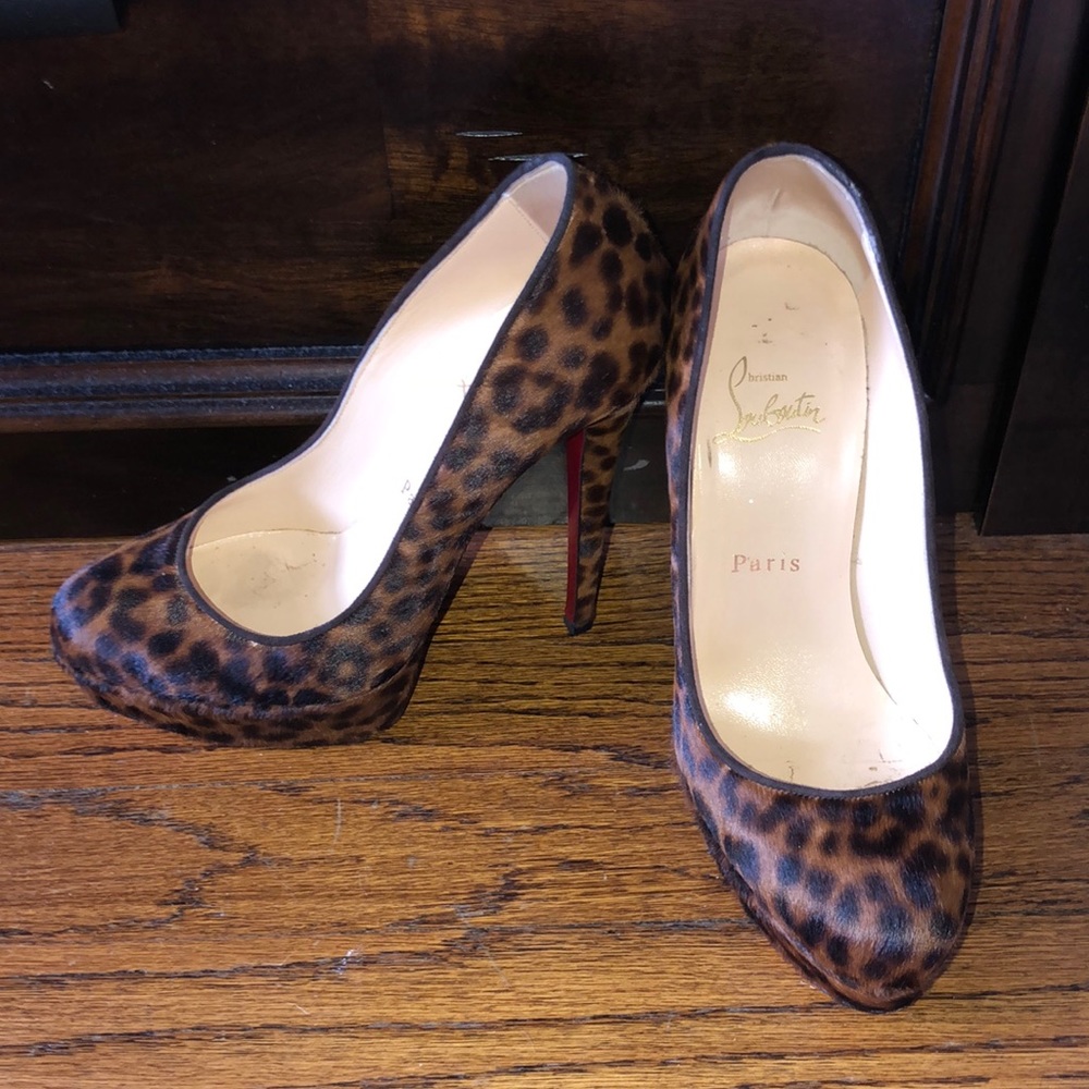 Beautiful, high quality, gently used Christian Louboutin leopard print heels
